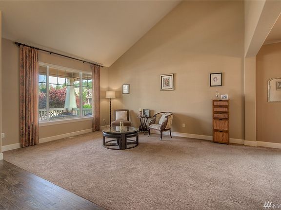 4th image of 17946 122nd Street Ct E