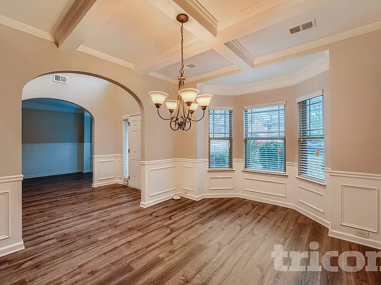 4025 Trimrose Ct — Photo 10