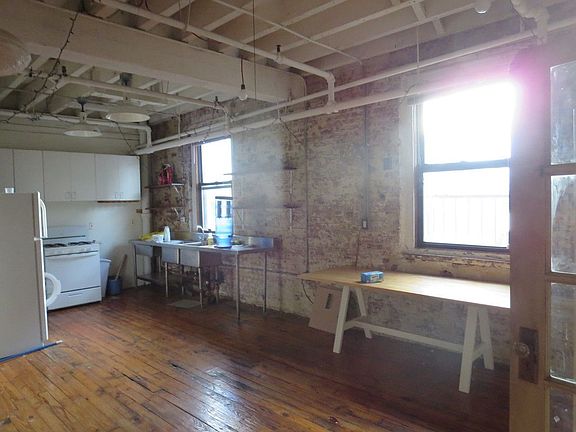 3rd image of 35 Broadway APT 4C