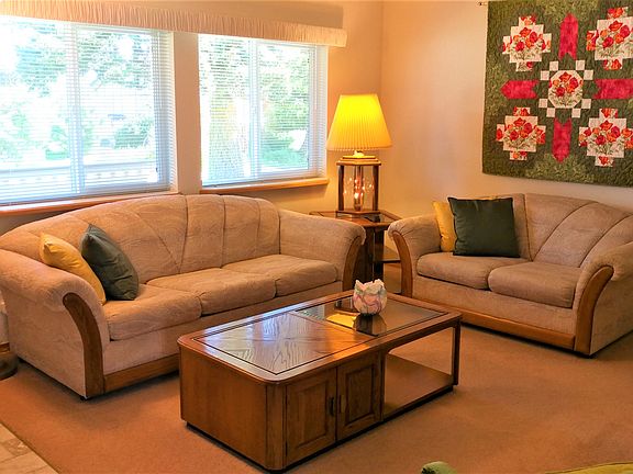 Entry living room