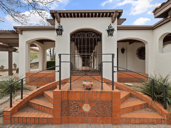 8300 Samora Ct, Fort Worth, TX 76135