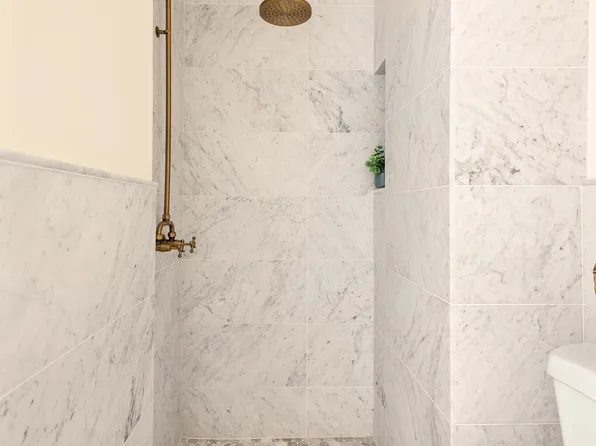 388 Fenimore Street image 17 of 19