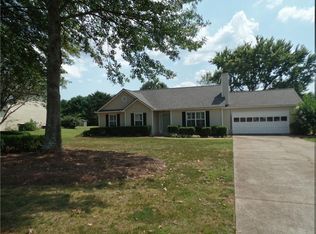 6340 Ashley Dr, Cumming, GA 30040