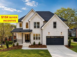 318 Vinings Walk NW, Gainesville, GA 30501