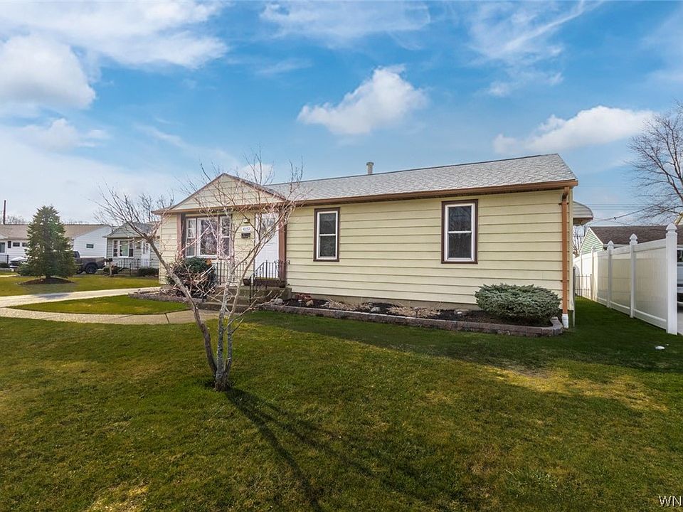 4357 E Frontier Dr, Blasdell, NY 14219 Zillow