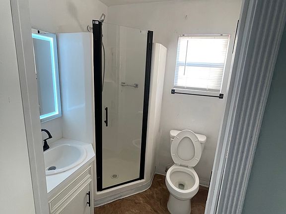 4th image of 2706 N Hancock Ave #1