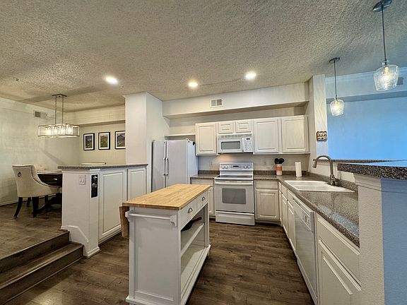 5th image of 1632 Egret Way