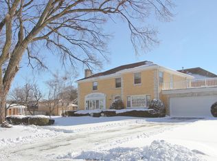 1300 Iowa St, Melrose Park, IL