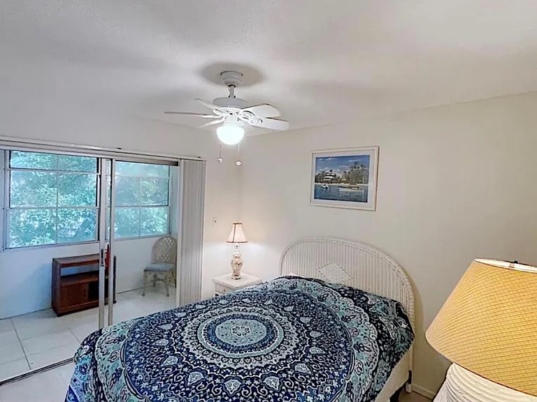 1200 Colonnades Dr #208 — Photo 17