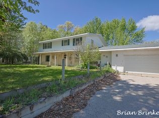 4050 W Fruitvale Rd, Montague, MI 49437