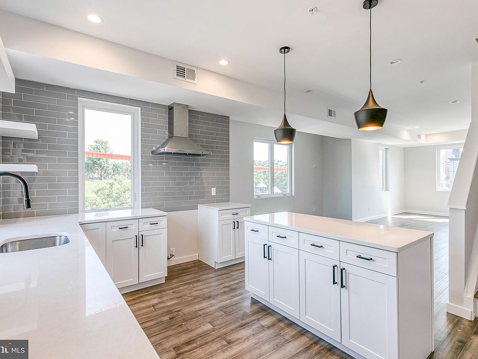 1st image of 1463 N Corlies St #2