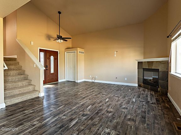 5th image of 704 Sako Dr
