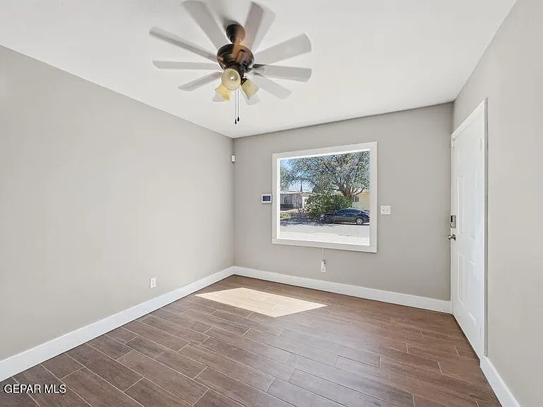 7107 Parkland Dr #2 — Photo 3