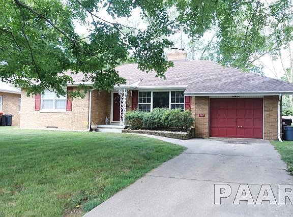2nd image of 907 W Northcrest Ave