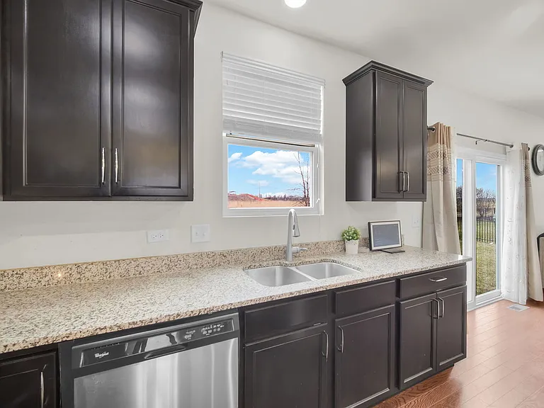 4255 Fraser Cir — Photo 12