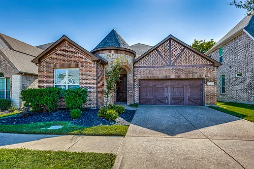 2329 Chadwick Ln Photo 1