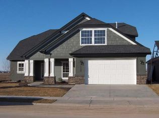 5330 N Fox Run Way, Meridian, ID 83642