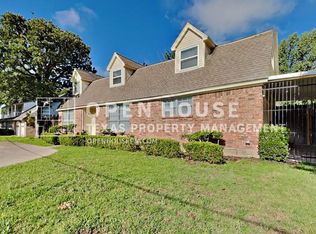 2622 Magnolia Dr, Irving, TX 75062