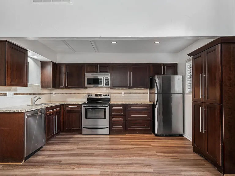 2815 Welborn St #104 — Photo 9