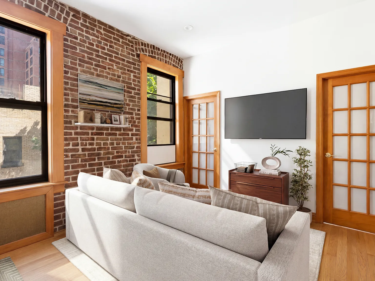 324 East 52nd Street — Photo 1