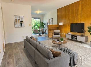 818 Sunset Dr #5, Pacific Grove, CA 93950