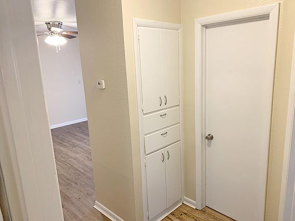 2nd image of 1146 E Alice St