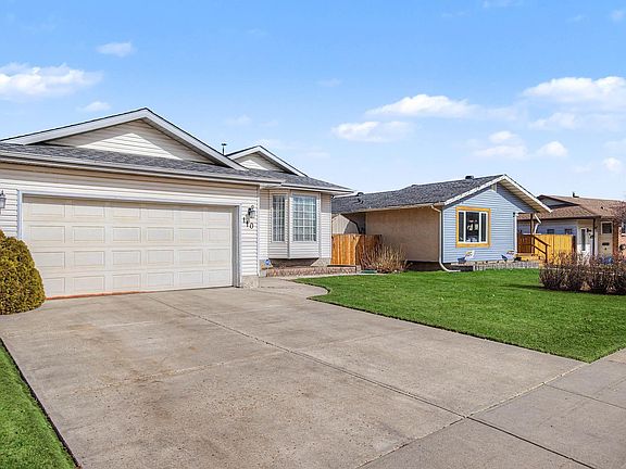 3rd image of 110 Lunnon Dr