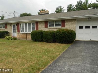 528 Old Baltimore Rd, Westminster, MD, 21157