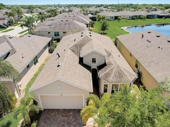 1804 Pacific Dunes Dr, Sun City Center, FL 33573