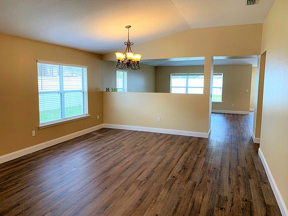 Living / Dining Rooms