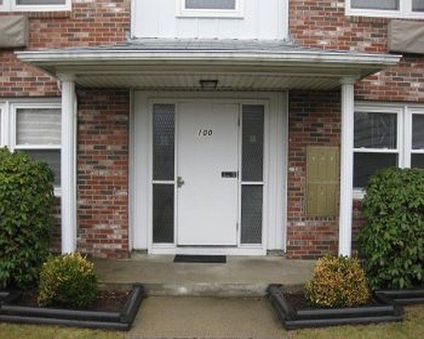 1st image of 100 Larch St APT 1