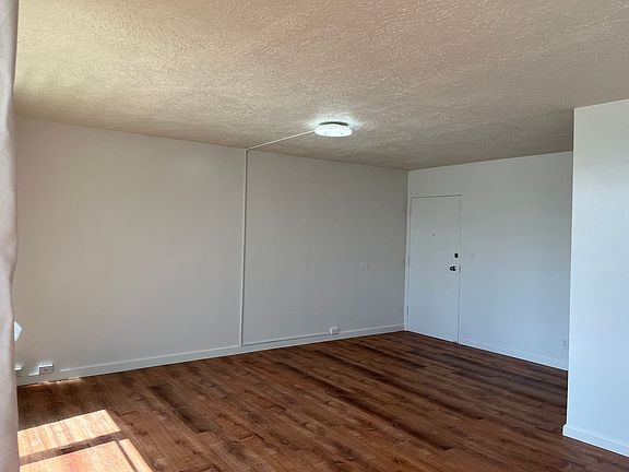 3rd image of 95-021 Kuahelani Ave APT 301