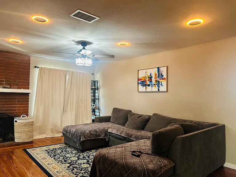 5183 Poston Dr — Photo 3