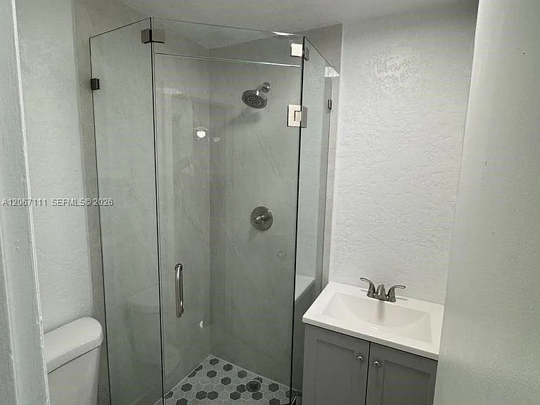 664 Colson Dr — Photo 10