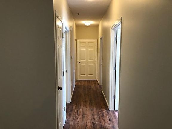 4th image of 602 McKenna Cir #602