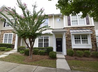 1077 Woodglen Ln, Matthews, NC 28104