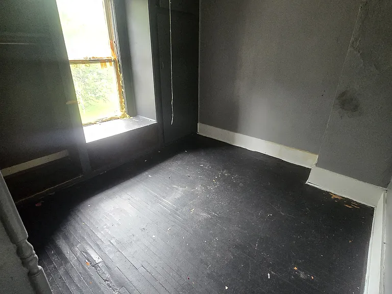 327 W Kibby St #327 — Photo 4
