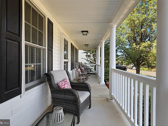 3rd image of 6404 Cranston Ln