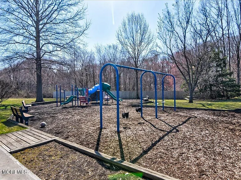 185 Pear Dr — Photo 38