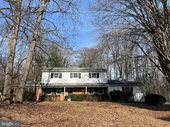 1318 Patuxent Dr, Ashton, MD 20861