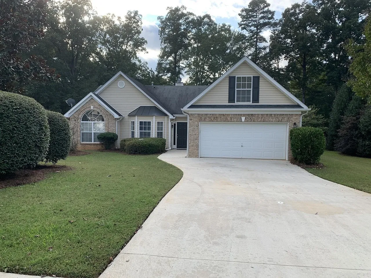 75 Queensland Ln photo 1