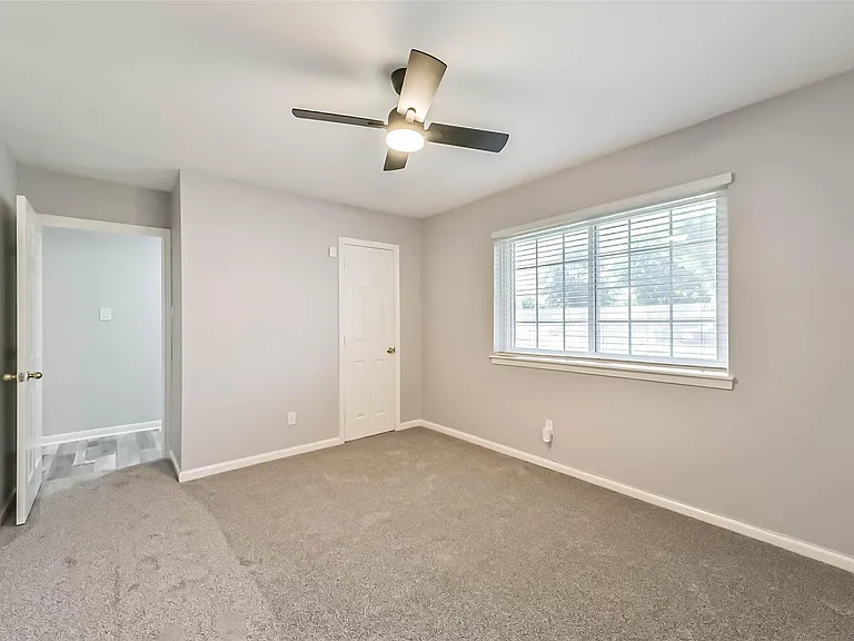 10999 Fairland Dr — Photo 32