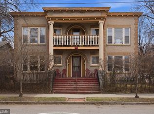 400 8th Ave NE APT 2, Minneapolis, MN 55413