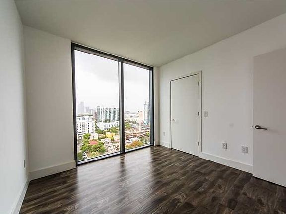 2nd image of 460 NE 28th St #16