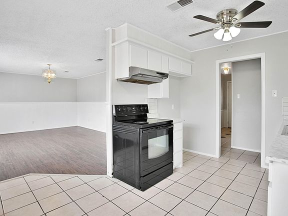 4th image of 5003 53rd St