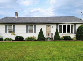 188 Mary Ln, Bomoseen, VT 05735