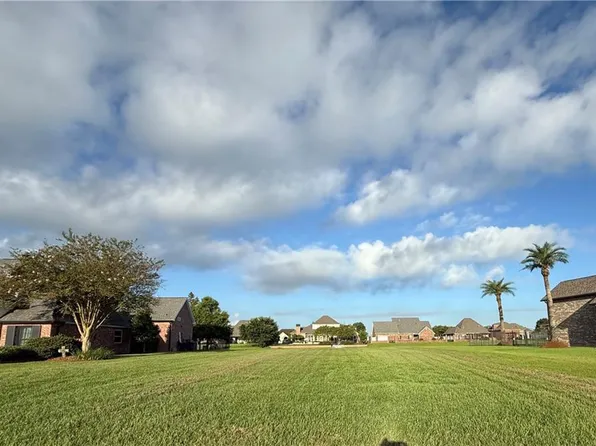 2887 Sugar Lakes Ln, Paulina, LA 70763