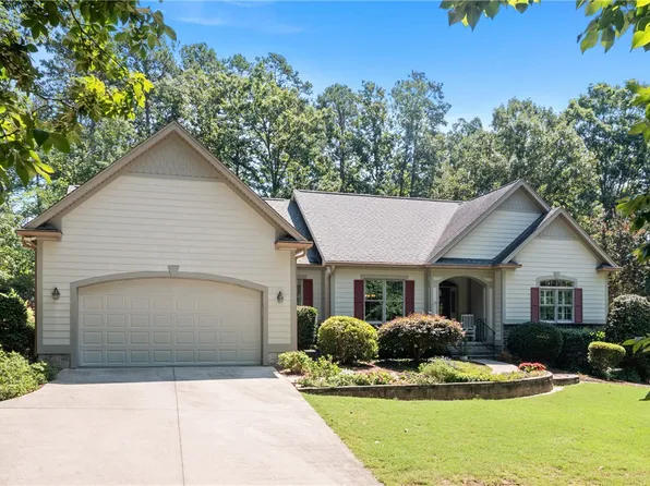 25 Quartermaster Dr, Salem, SC 29676