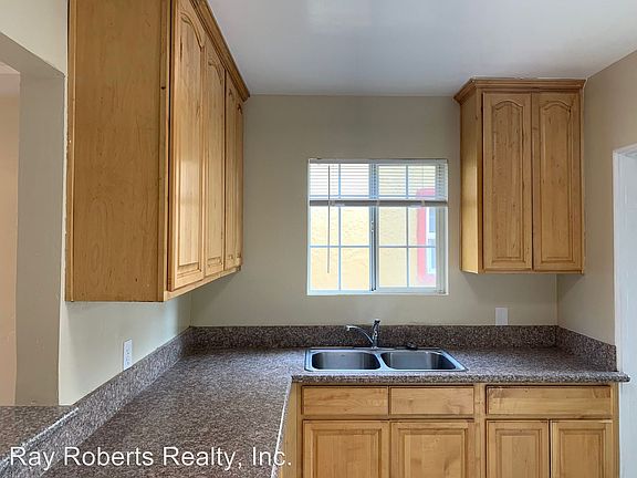 4th image of 6527 Bear Ave #B