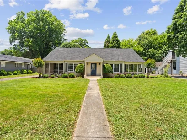 606 Valley Dr, Dalton, GA 30720